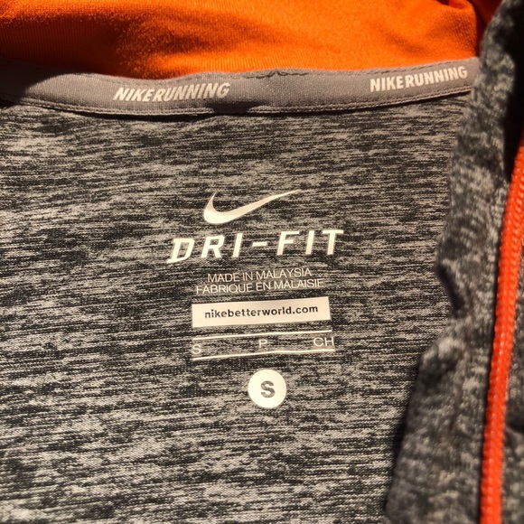 Nike Dri-fit Running Jacket - Picture 2 of 5